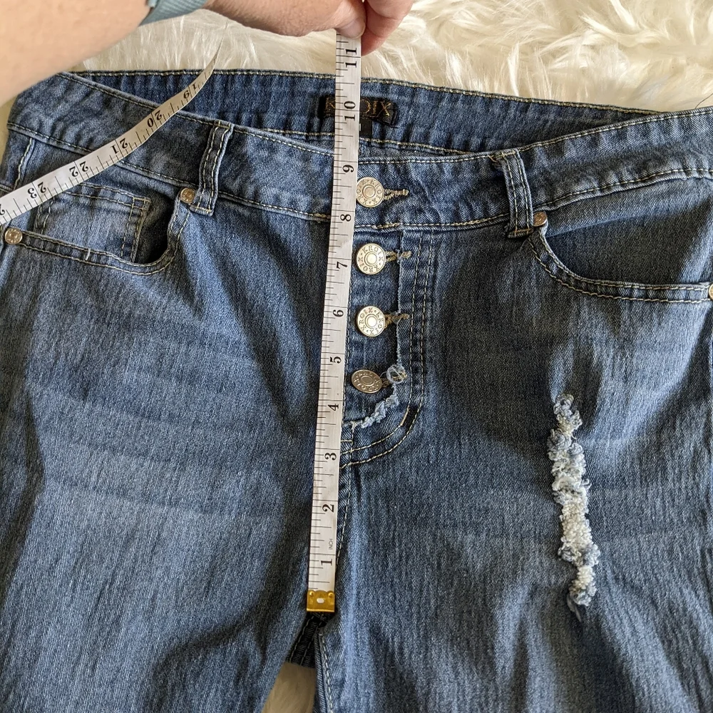 Kroix Button Fly Jean Shorts - Picture 8 of 8